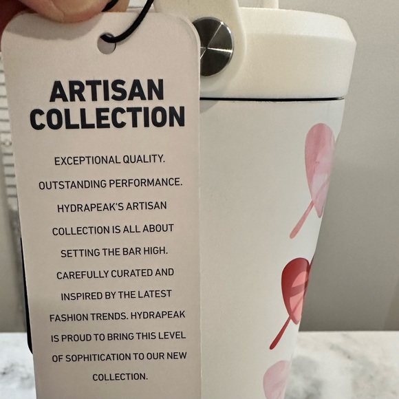 HYDRAPEAK Unique & Limited Edition Artisan Collection Heart Shaped Glasses - Picture 8 of 12